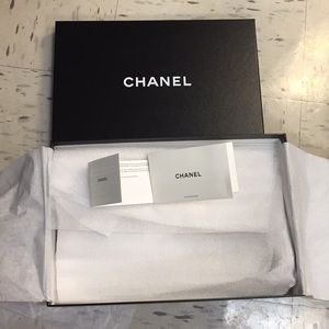 Chanel box